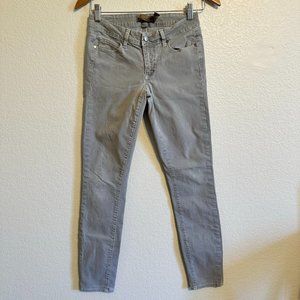 Paige Verdugo Jegging Size 27 Skinny Jeans Washed Light Grey